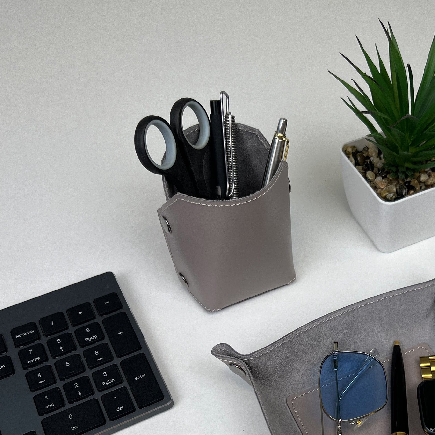 Gray Leather Organizer For Pens, Brushes & Desk Accessories - Pache