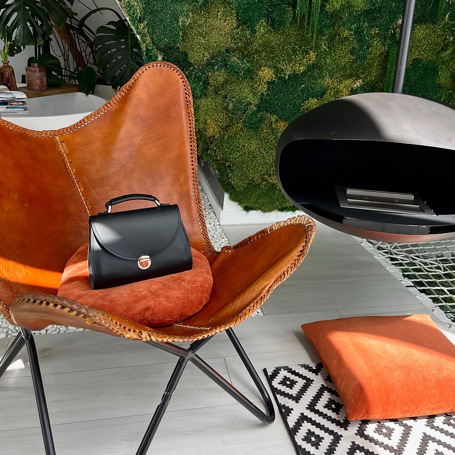 Black Leather Bag for Women - Pache Taistra - Pache