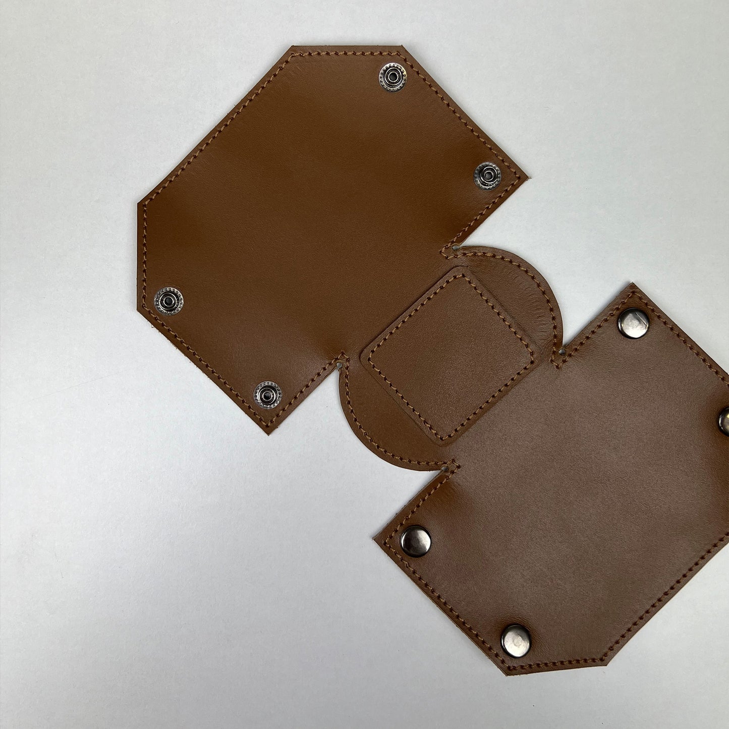 Brown Leather Organizer For Pens, Brushes & Desk Accessories - Pache