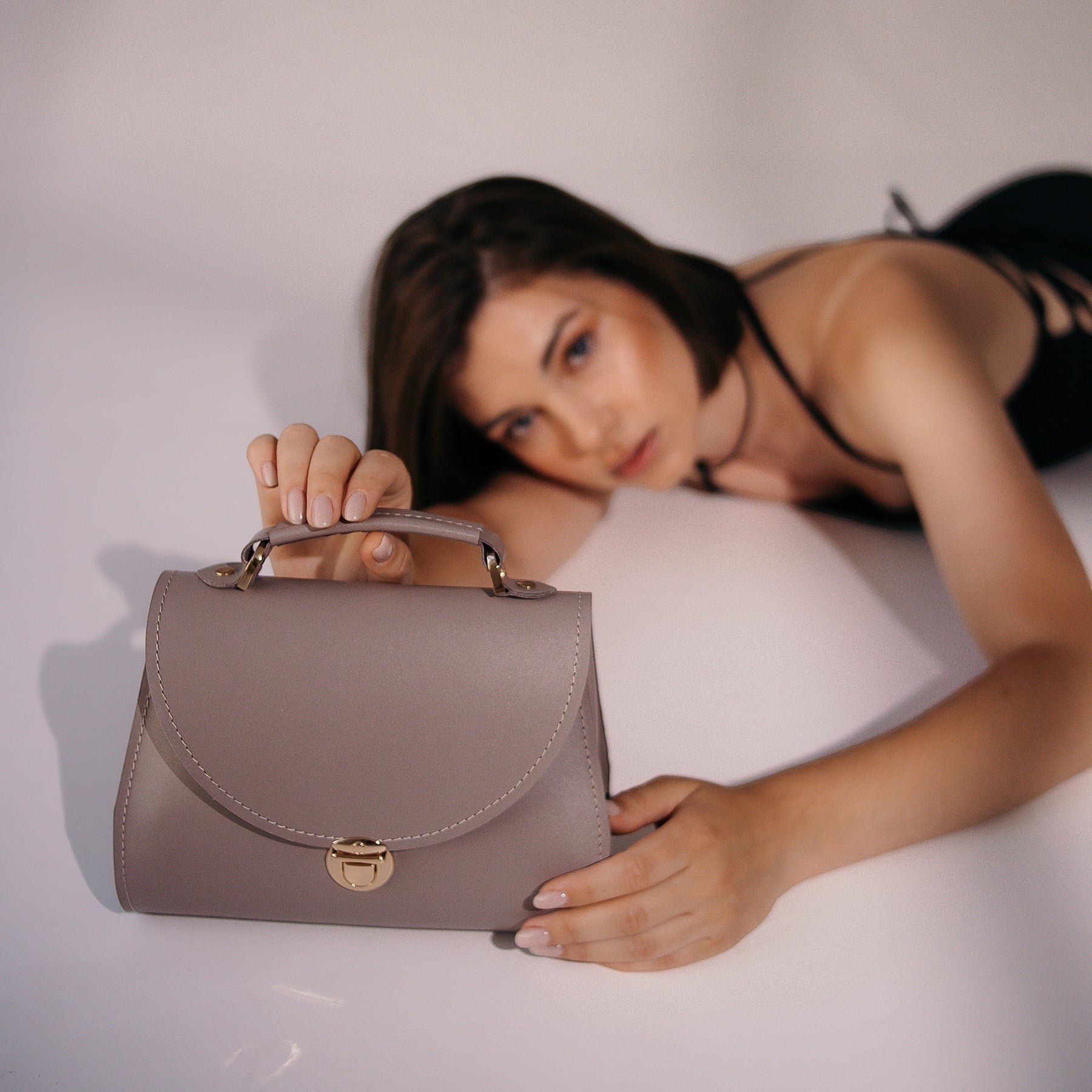 Grey Leather Bag for Women - Pache Taistra - Pache