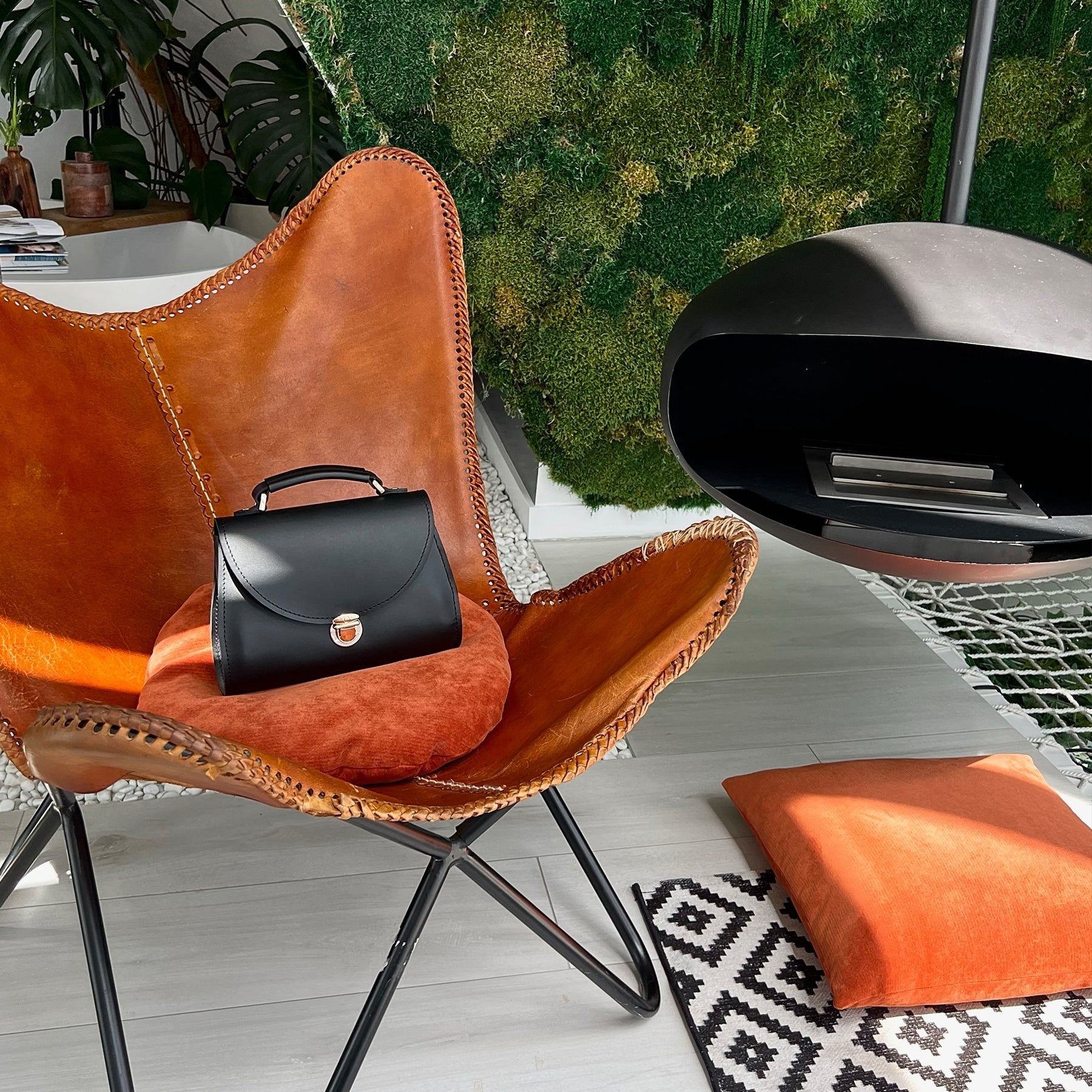 Black Leather Bag for Women - Pache Taistra - Pache
