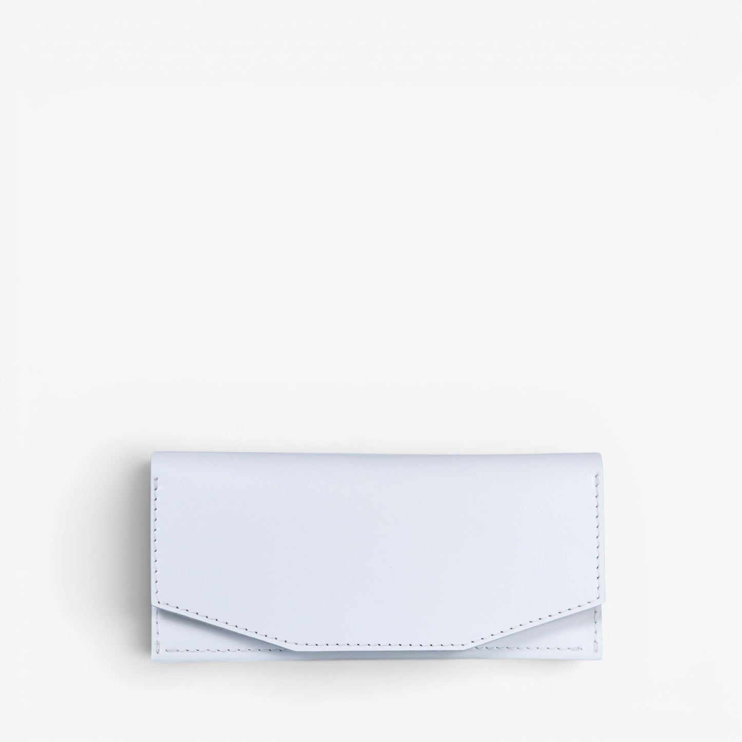 White handmade leather wallet for women, slim minimalist design, Beyra by Pache
