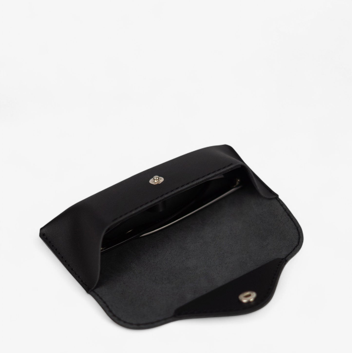Black Leather Glasses Case with Clasp - Pache Vista - Pache