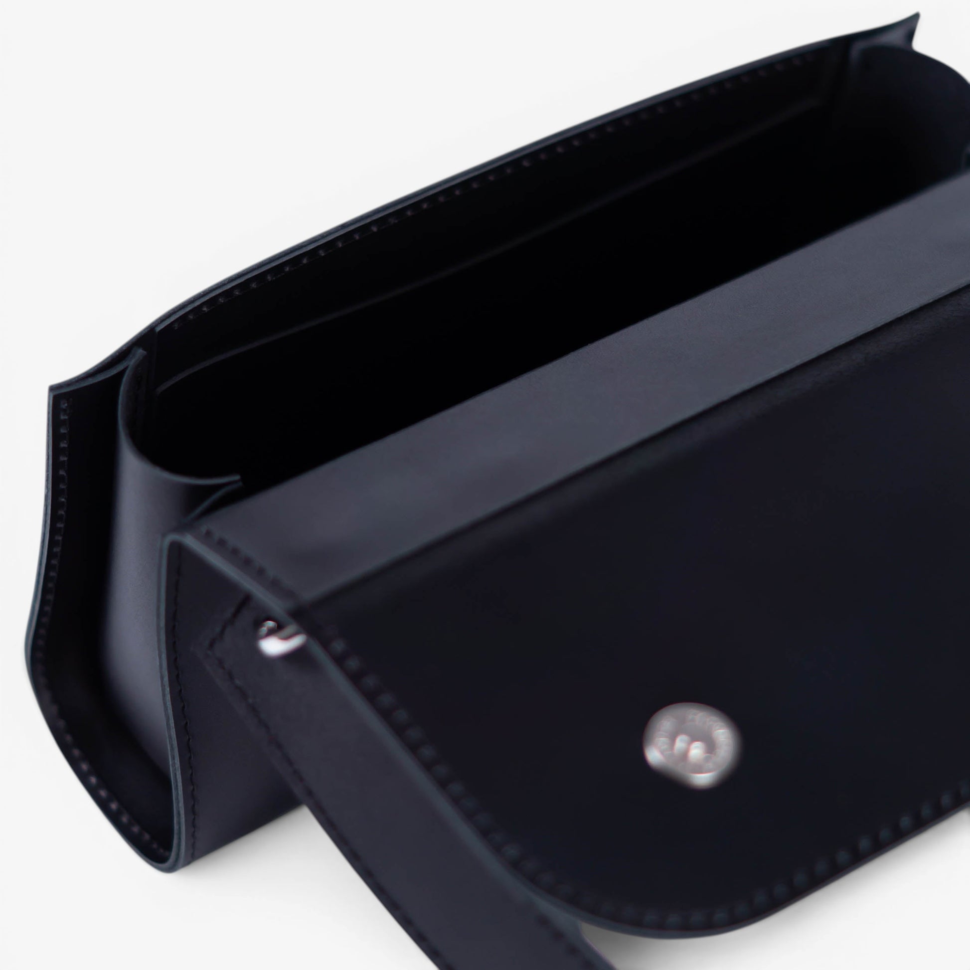 Black Leather Baguette Bag for Women - Pache Tabala - Pache