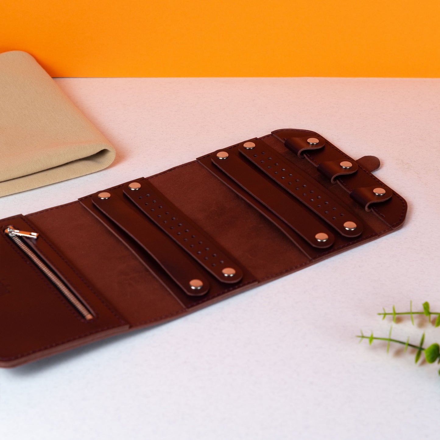Burgundy Elin Jewelry Roll